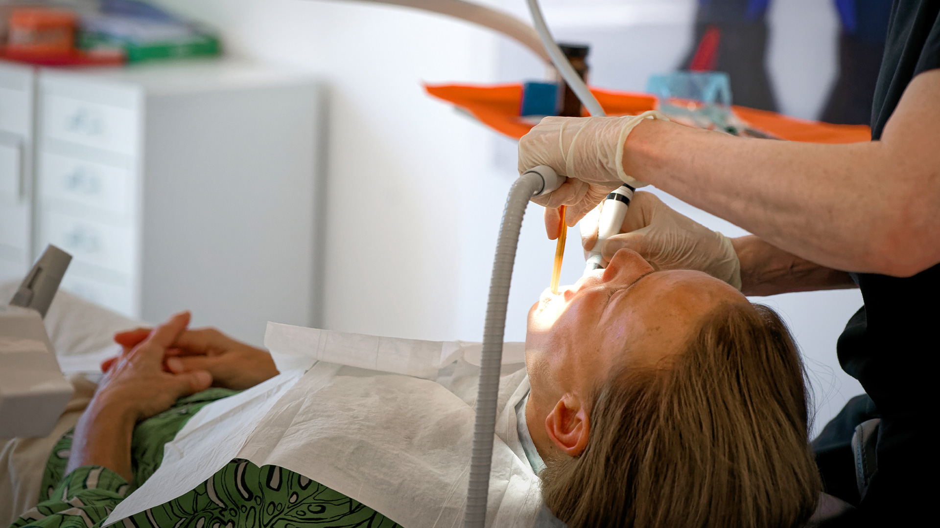 Dévitalisation et extraction